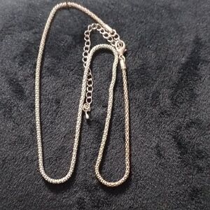 Classic Silver-Tone Women's Chain Necklace
